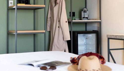 Superior Room with Balcony room in HOTEL SHOSHANA