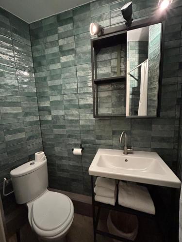 Hôtel de la Croix-Rousse - image 14