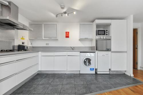 Access Apartments City - image 11