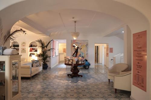 大堂, Hotel Terme Oriente - Beach & SPA in 伊斯其亞