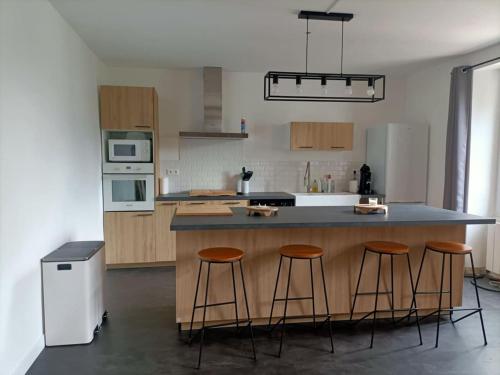 кухня, Maison Guchan Saint Lary 2 chambres in Camparan