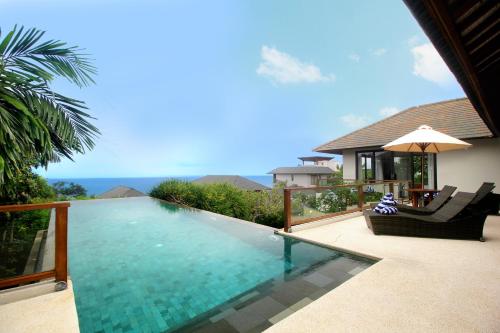 4-Bedrooms Luxury Infinity Pool Pandawa Beach Villa Bali