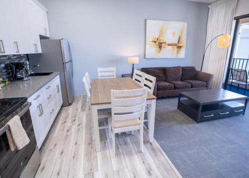 Waikiki Banyan Condo Located One Block From Waikiki Beach! condo - image 8