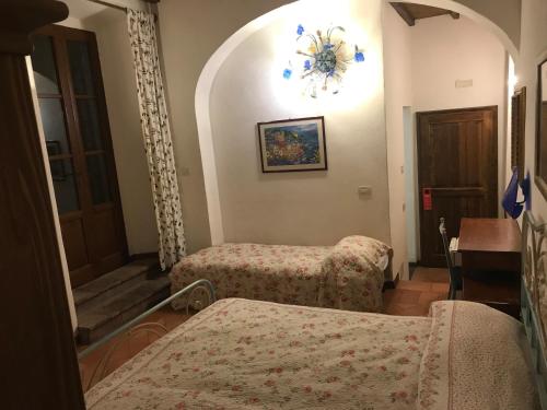 Large Double or Twin Room