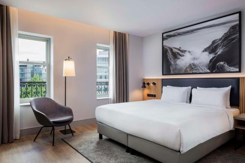 1 queen bed