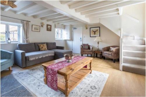 2 bedrooms, 3 beds