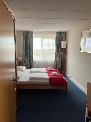 AXXON Hotel Room Type - Standard Quadruple Room