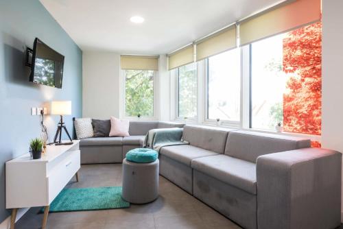 Facilities, For Student Only Arbury Court in Kingston - 30mins to London Waterloo in Kingston upon Thames