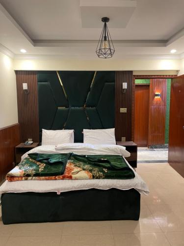 Mussiaree Hotel - image 11