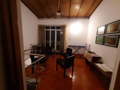 Home away from home - image 12