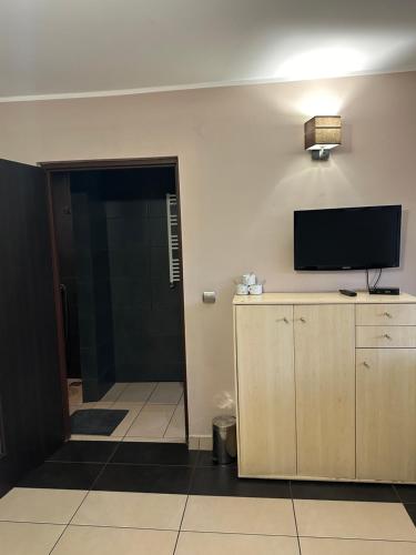 Triple Room with Shower