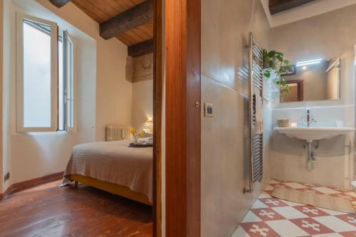 Pantero Apartment by Rent All Como - image 3