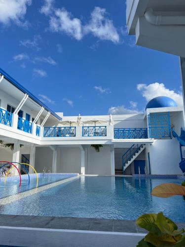 Miamor Senior Hotel & Resort in Naic