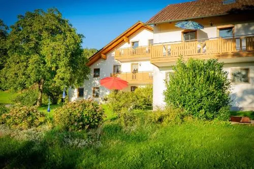 Ferienwohnungen Bauer - Auszeit mit Ausblick in Zenting, Deutschland
