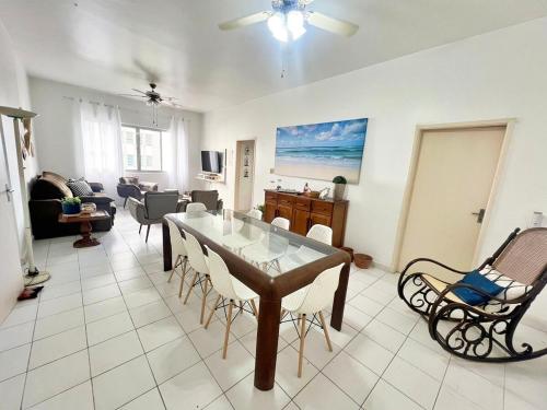 Lindo apartamento em Pitangueiras Guaruja meia quadra do mar in Pitangueiras