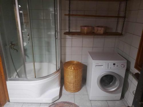 Kikepera Alamaja Kikepera Alamaja