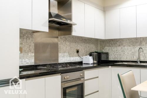 Veluxa-Luxe 2Bed 2 min walk to Dubai Mall, Dubai (Foto 7)