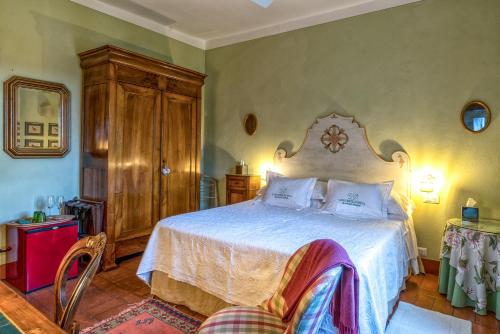 Double or Twin Room image 2