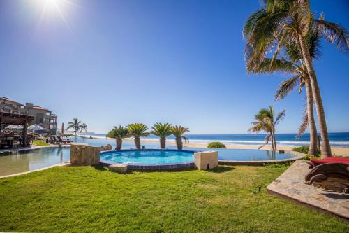 Hot tub, Sol Pacifico Deluxe Oceanfront Condo in San Javier