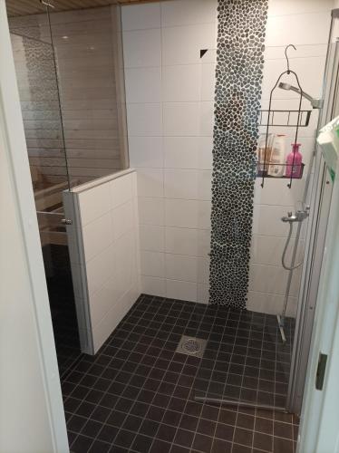 Semidetached house, 15 min from airport, sauna Semidetached house, 15 min from airport, sauna