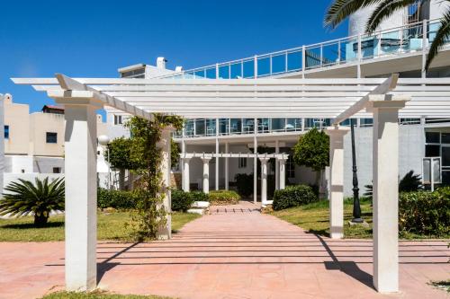 Aparthotel Club Maritim - image 10