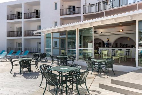 Aparthotel Club Maritim - image 12