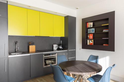One-Bedroom Apartment (1- 4 Adults) image 5
