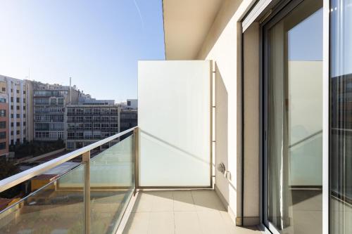 One-Bedroom Apartment (1- 4 Adults) image 8