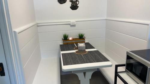 In Town Studio like Apartment in Wolfville (NS)