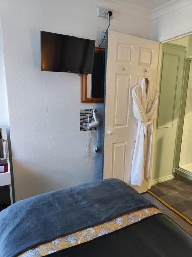 Garway Lodge Guest House - image 12