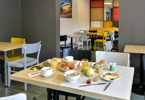 Restoran, B&B HOTEL Toulouse Centre Canal du Midi in Toulouse