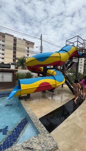 Apartamento no Centro - Família - Piscinas Quentes - Wi-Fi - Lê Jardin