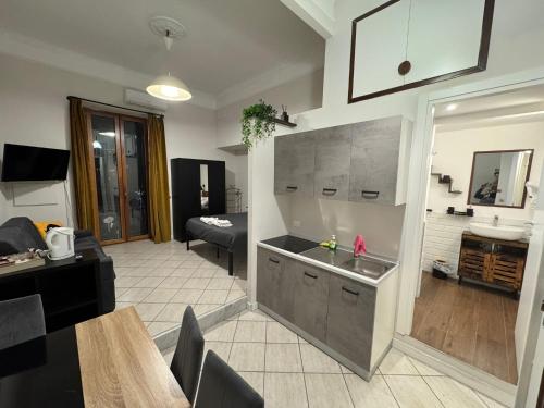 Napoli studio 106, Neapol