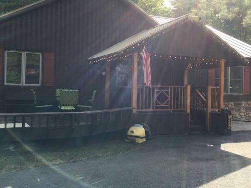 Adirondack Luxury Getaway in Big Moose (NY)