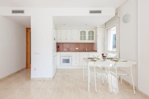 Nova Apartment by Hello Homes Sitges 3