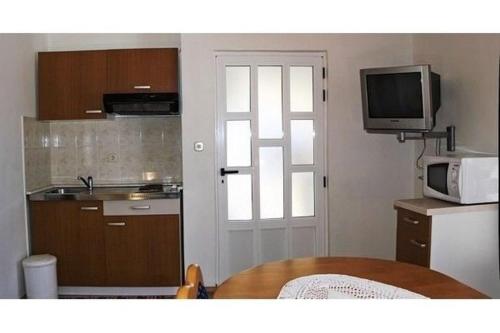Apartments and Rooms Florijan - image 6