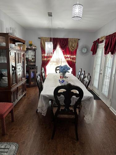 Tesis özellikleri, Bedroom in Modern Home near Myrtle Beach SC in Conway (SC)