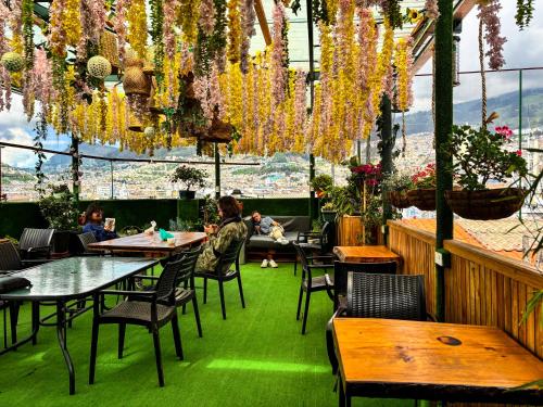 Vista exterior, The Secret Garden in Quito