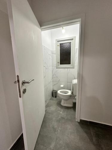 Ideal Room Near Gare du Midi, Брюссель (фото 8)