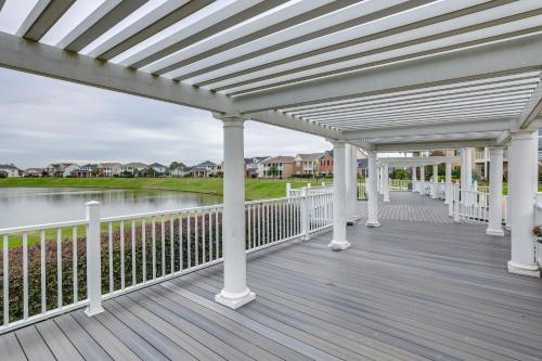23 Mi to Houston Lakefront Home with Fenced Yard! in Katy, USA