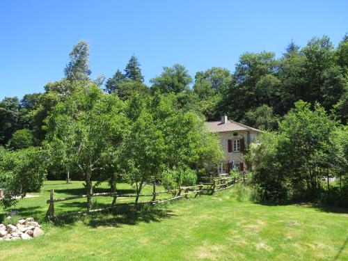 Le Moulin de Pensol - Bed and Breakfast chambre d'hôte Haute-Vienne
