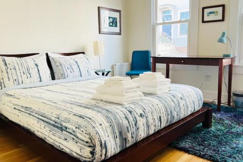 Peaceful Oasis on Munjoy Hill 1st flr 3BR parking Peaceful Oasis on Munjoy Hill 1st flr 3BR parking