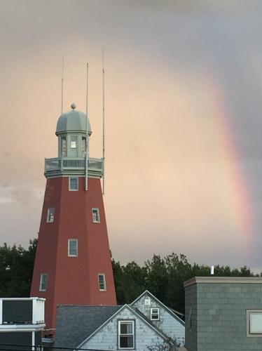 Peaceful Oasis on Munjoy Hill 1st flr 3BR parking Peaceful Oasis on Munjoy Hill 1st flr 3BR parking