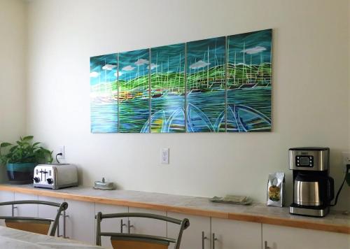 Peaceful Oasis on Munjoy Hill 1st flr 3BR parking Peaceful Oasis on Munjoy Hill 1st flr 3BR parking