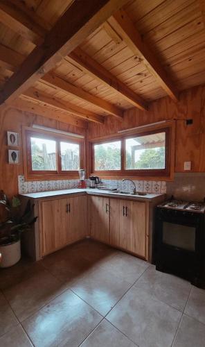 Casa acogedora de dos pisos in El Tesoro