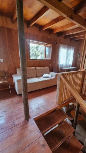 Casa acogedora de dos pisos in El Tesoro