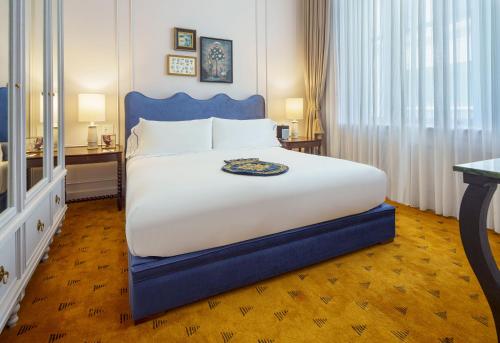 One-Bedroom King Suite image 3