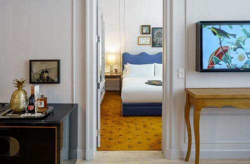 One-Bedroom King Suite image 2
