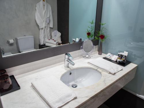 奥古斯塔巴塞罗那瓦莱斯酒店 奥古斯塔巴塞罗那瓦莱斯酒店