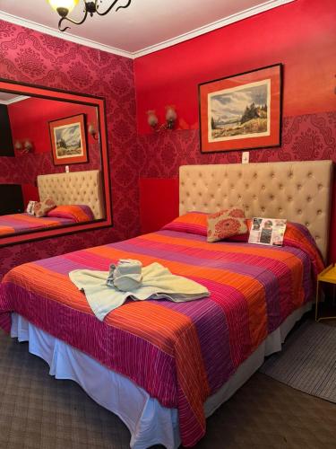 Hotel Toesca, cercano a Movistar Arena near Fantasilandia